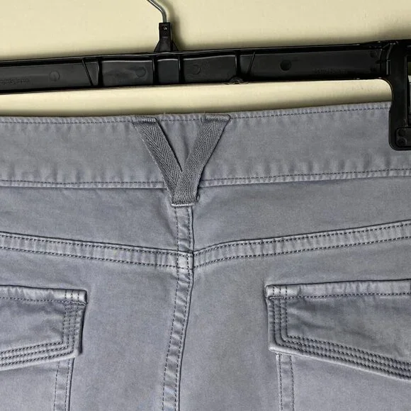 Vineyard Vines Pants Women's Size 16, gray/khaki Skinny Fit Leg - Picture 12 of 15